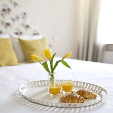 Bright Apartment In Old Town By Urban Rent 빌뉴스 외부 사진