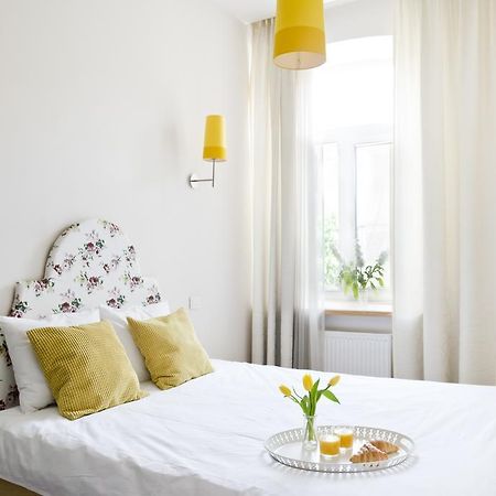 Bright Apartment In Old Town By Urban Rent 빌뉴스 외부 사진