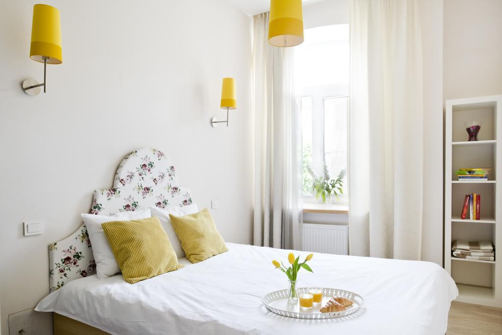 Bright Apartment In Old Town By Urban Rent 빌뉴스 외부 사진